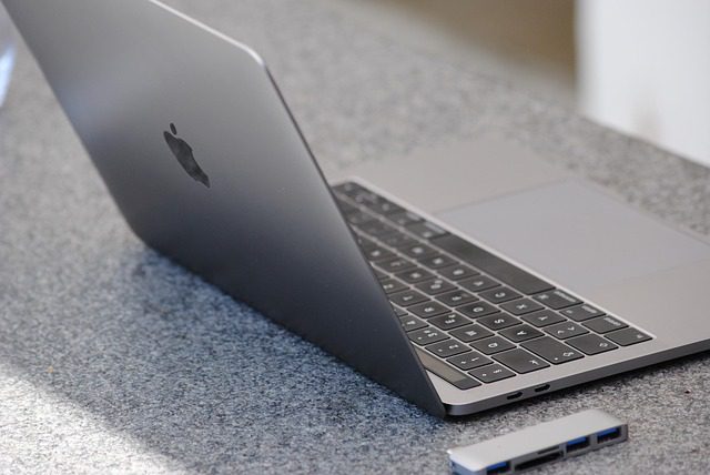 Switching to a MacBook: A Windows Admin’s Guide